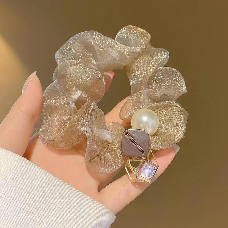 Роскошная повязка для волос из жемчужной органзы со стразами