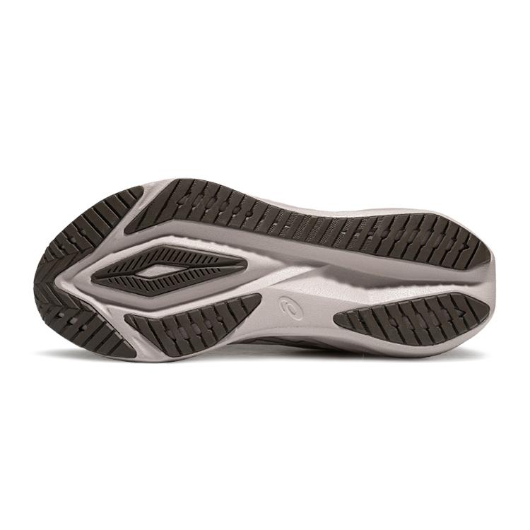 ASICS Women's VERSABLAST 4 Running Shoes Mineral Beige Cream 1012B958-250