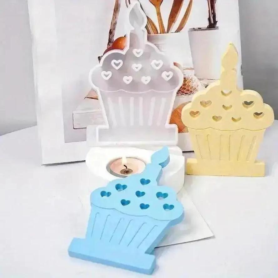 DIY Heart-shaped Cake Candle Mold Tea Lightweight Gypsum Craft Gift Making Home Decoration Candle Holder Cake Silicone Mold