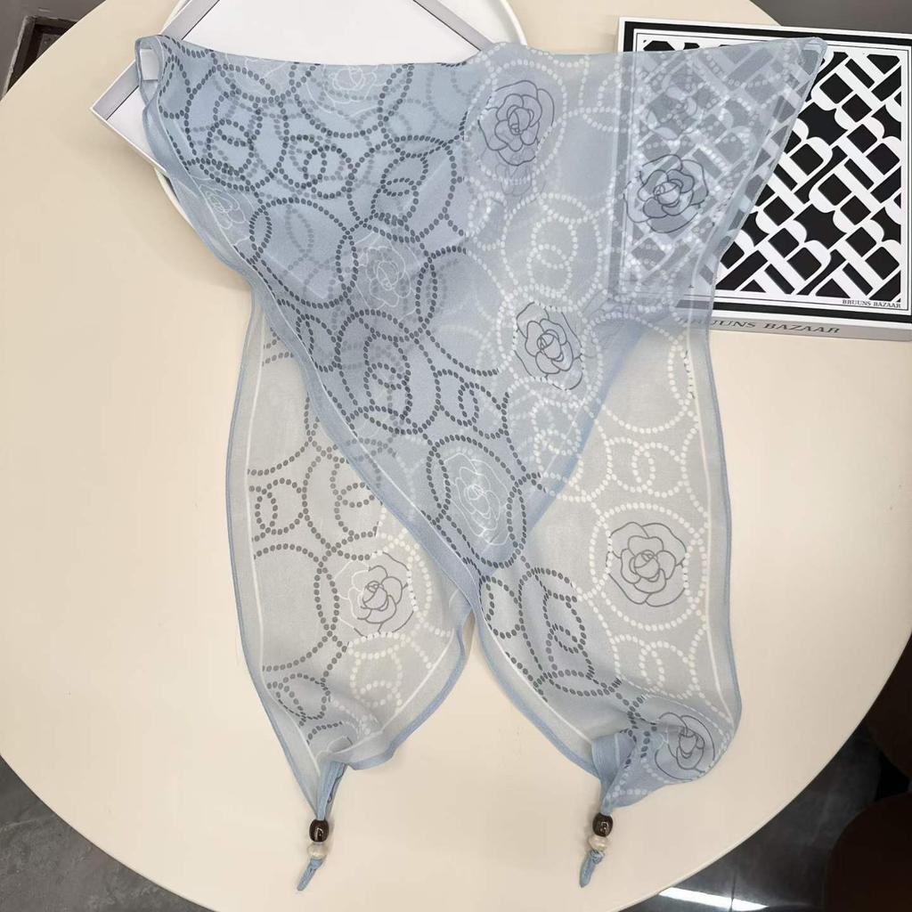 Summer new French retro printed silk scarf women's versatile neck protection sun protection long strip scarf mulberry silk light luxury rhombus scarf