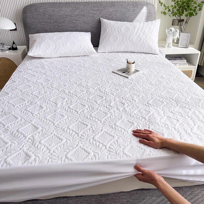 Стеганый водонепроницаемый чехол для матраса, эластичная простыня с тиснением, защитная накладка для кровати для спальни, отеля, утолщенное покрывало на кровать