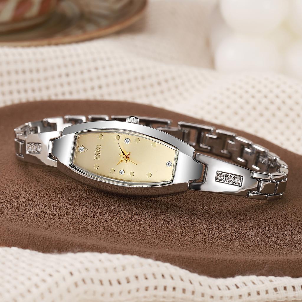 No gift box New small dial barrel-shaped delicate ladies quartz watch pearl bracelet 4-piece set