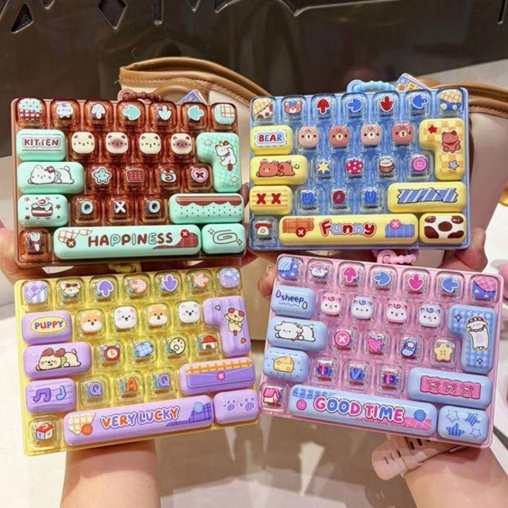 Transparent Dual-Tone Mini Keyboard Pendant 26-Key Keyboard Keychain Desktop Decoration
