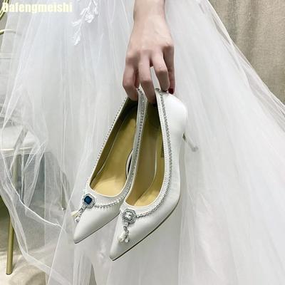 Мода 2025 Осень Новые Туфли на Высоком Каблуке с Цепочкой из Стразов, Остроносые, Мелкие, Каблук-шпилька 5 см/7 см, Белые Свадебные Туфли, Слипоны, Свадебные Туфли