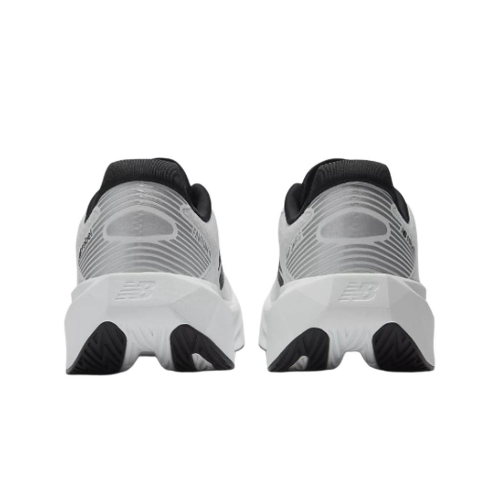 New Balance Кроссовки Unisex FuelCell Rebel v5 Белый Черный Серебристый Металлик MFCXLM5