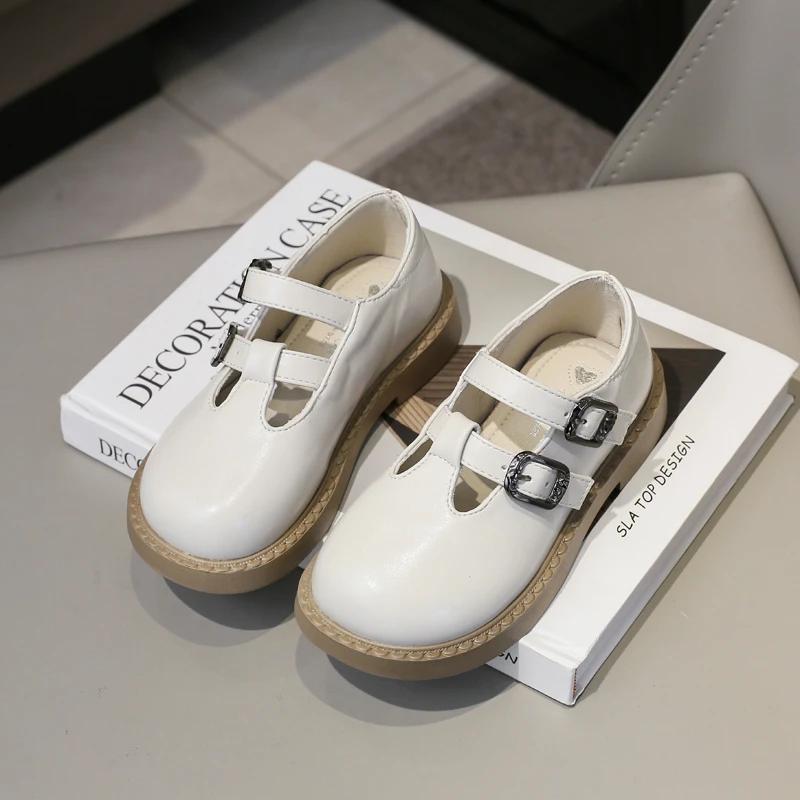 Кожаные туфли для девочек в британском стиле на весну и осень 2024 г. Новая детская повседневная обувь на липучках Универсальная детская школьная обувь