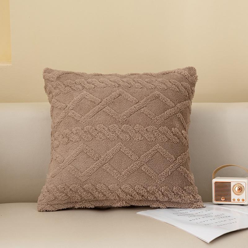 Однотонная зеленая плюшевая наволочка с ромбами для дивана