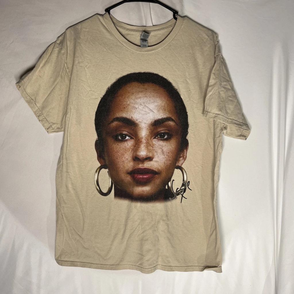 С Рождеством Sade Adu Репринт S-235XL Футболка C7132