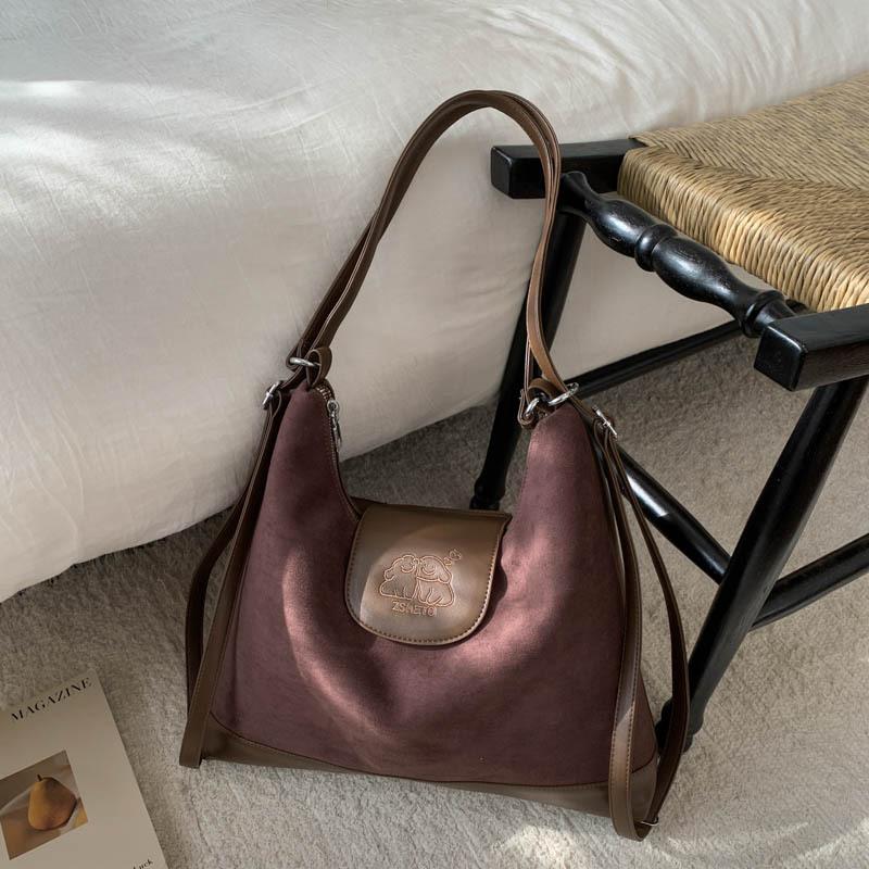 Осенне-зимний ретро замшевый женский рюкзак 2025 новый большой вместимости для поездок на работу студенческий школьный рюкзак для занятий