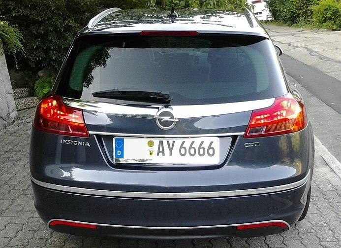 Opel INSIGNIA Kombi - CHROME STRIP for the Tailgate Tuning