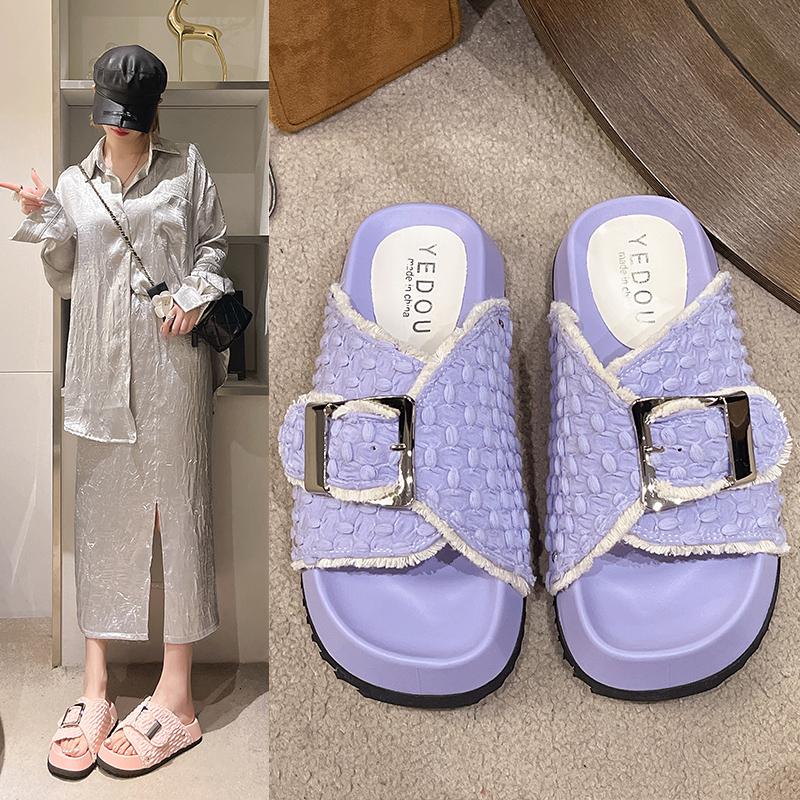 Fashion 2024 Summer Women Large Boken Slippers Outdoor Wearing Couples Indoor Soft Sole Bathroom Anti Slip Super Sandals Slippers Trend