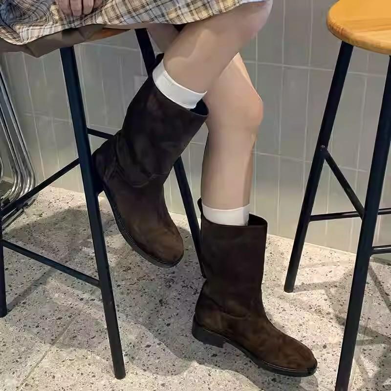 Корейская версия женских ботинок-сигарет ручной работы, новые кожаные ботинки средней высоты в стиле ретро, ботинки-рыцари прямого силуэта, одинарные ботинки осень-зима 2025