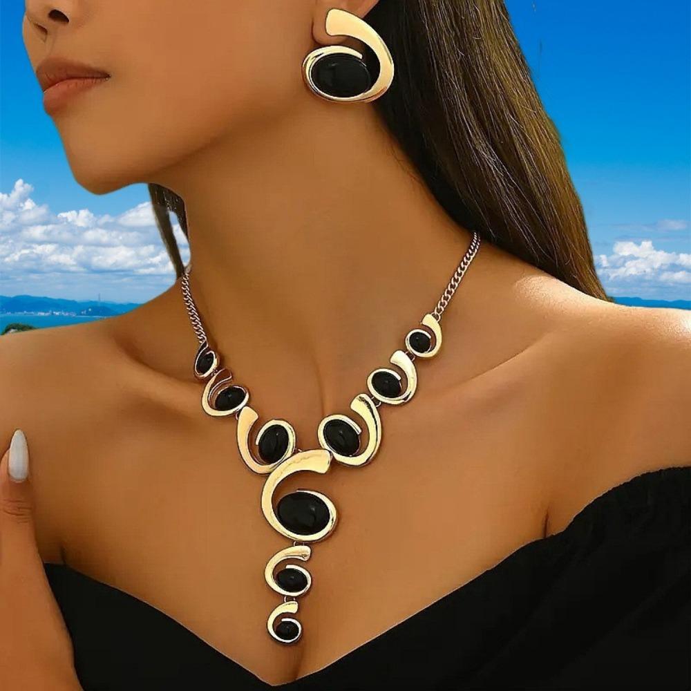 Alloy Spiral Snail Clavicle Chain Adjustable Charm Bridal Jewelry Elegant Women Choker