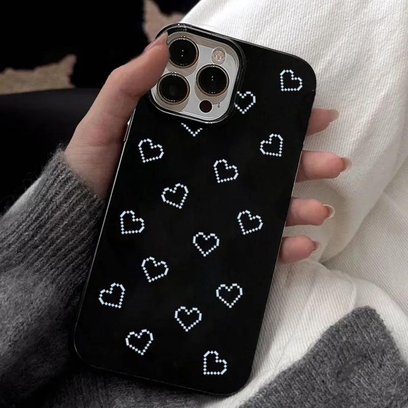 Ins Нишевый Пиксельный Розово-Белый Чехол-Сердечко для Телефона iPhone 17 16 15 14 13 12 11 Pro Max X Plus Air Глянцевая Пленка Жесткий ПК
