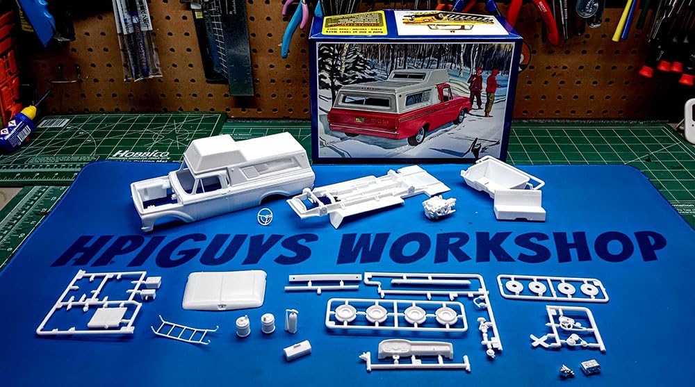 AMT 1963 Ford Styleside Pickup Camper Top Included Plastic Model AMT1412 1/25 F-100