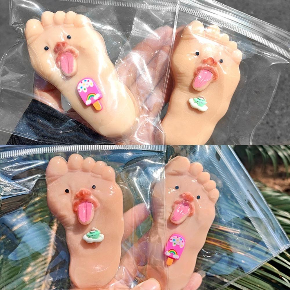 Tongue-Sticking Out Squeeze Toys Hunting Tricky Squishy Stress Toy Novelty Pinch Toy Kids