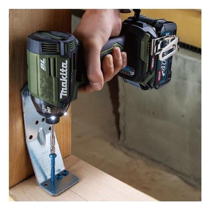Аккумуляторный ударный шуруповерт Makita (черный) 40 Вмакс TD002GZB