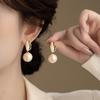 Серьги-подвески с жемчугом в серебре, французский ретро-стиль: Простые, модные гвоздики с ощущением легкой роскоши для женщин
