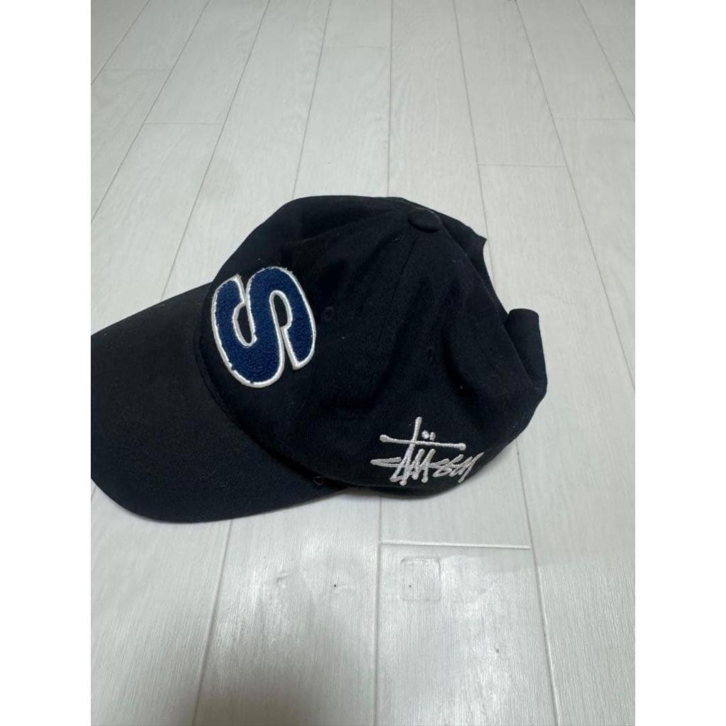 Б/у бейсболка Stussy с логотипом S черная