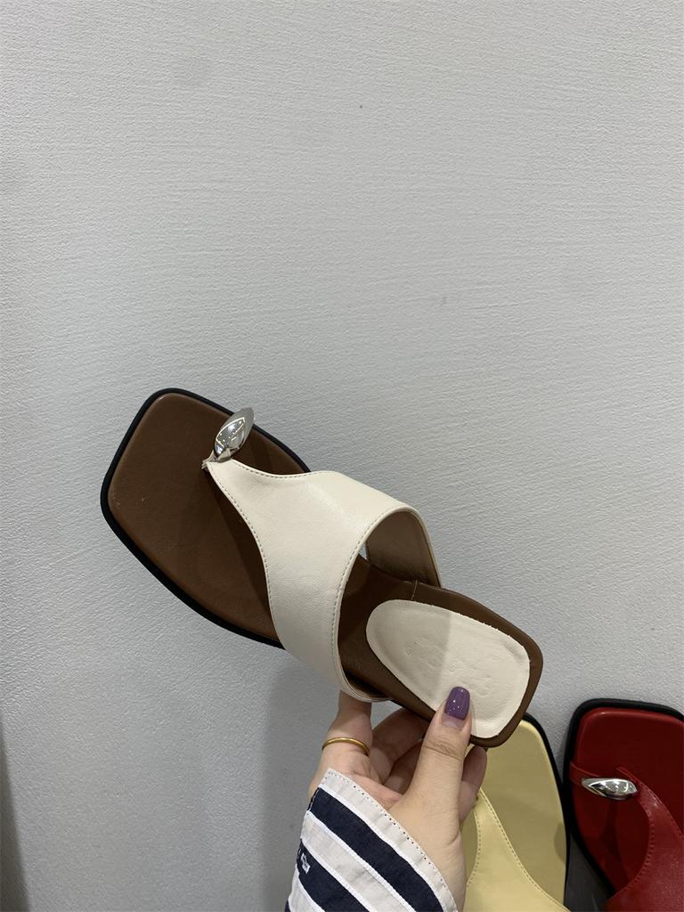 Тапочки на танкетке, сандалии-щипки, женская обувь, летняя обувь, пляжная обувь, серебристые сандалии, римские сандалии, женская обувь