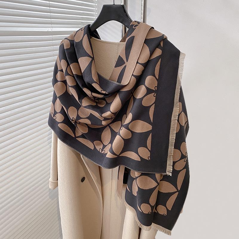 Printed Fashion Temperament, Age-Reducing Thickened Neck, Long Shawl, Atmospheric Scarf