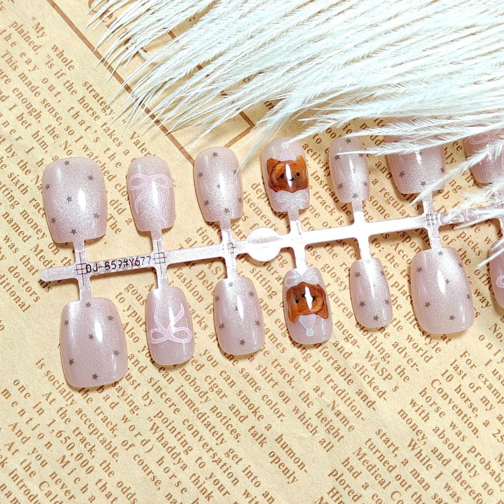 Nude Cat-eye White Flower Wearable Nails Fake Nails Nail Patch Nails Premade Nails 30 Pieces Milky White Wearable Nails