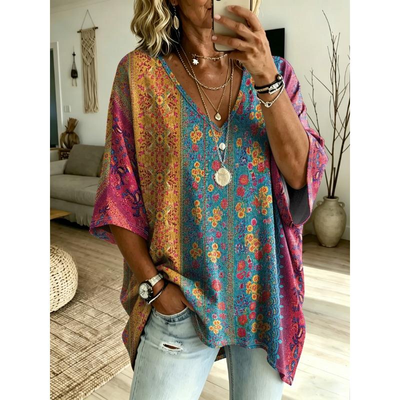 Plus Size, Bohemian Patchwork Print T-Shirt, French-Style Plus Size V-Neck Women's Ethnic Style, Trendy Gift for Plus-Size Casual Top