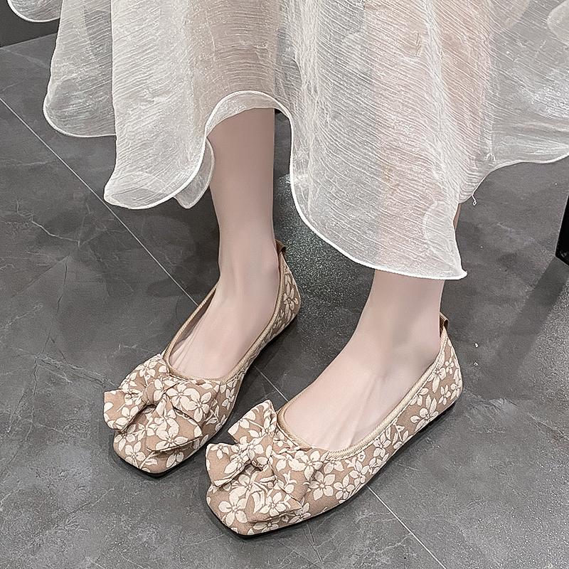 Модные женские туфли на плоской подошве с квадратным носком, туфли на плоской подошве для женщин, нескользящие мокасины с принтом бабочки, повседневные нескользящие туфли в стиле пэчворк