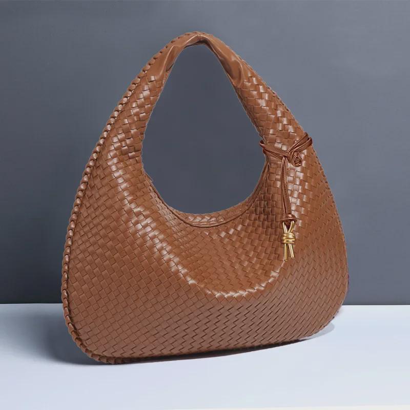 2025 Европейская и американская ручная работа, женская сумка через плечо в форме полумесяца - большая вместимость, дизайн в виде пельменя