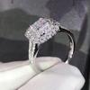 New Gorgeous Square Shape Women Ring Full Bling Iced Out Micro Pave Crystal Zircon Dazzling Bridal Ring Wedding Engage Ring