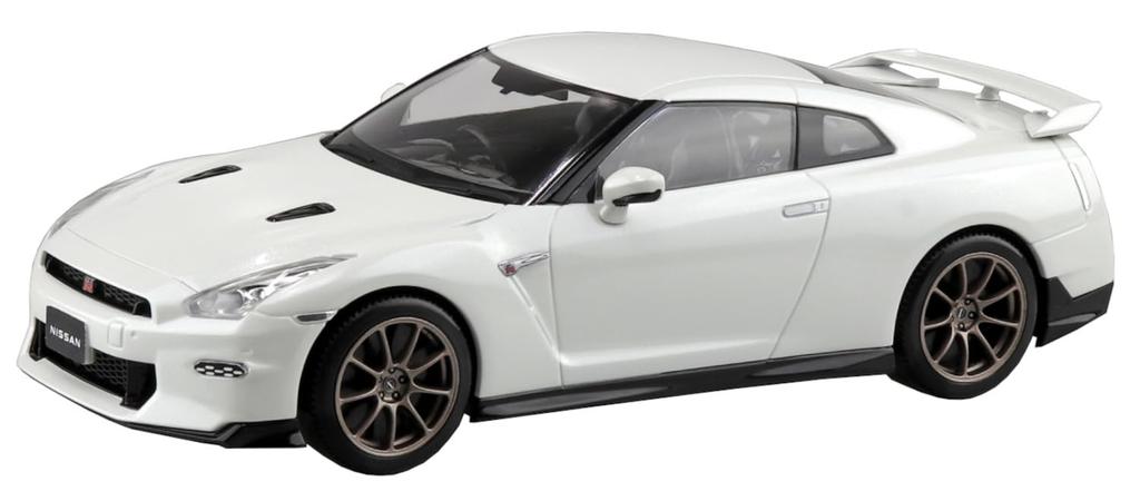 Aoshima Bunka Kyozai Масштаб Rakupla Snap Kit Nissan R35 NISSAN 2024 Brilliant White Pearl Пластиковая модель 1/32 № 03-BW GT-R (Автомобиль)