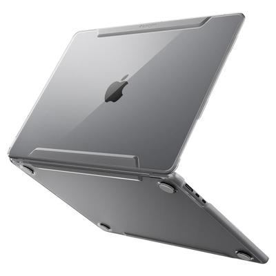 Твердый чехол Spigen для MacBook Air 15 дюймов M4, M3 (2025/2024) / MacBook Air 13 дюймов M2 (2023) Облегающий крой (ACS05271) (Кристально чистый)