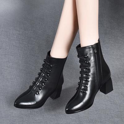 Модные короткие ботинки 2025 осень-зима новая модель острый носок толстый каблук европейский и американский стиль первый слой коровьей кожи двубортные боковая молния женские