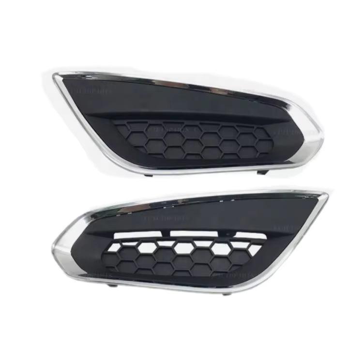 Решетка противотуманной фары для Volvo S60 (2011-2013) - Модели 31323411, 31323412