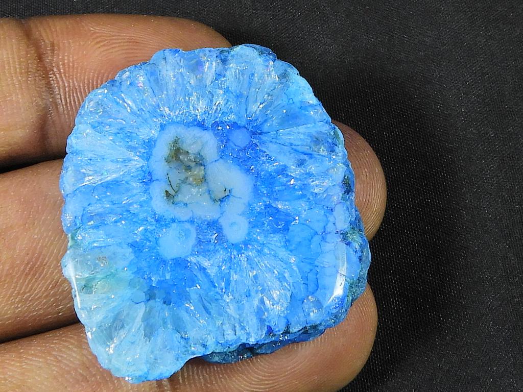 Окрашенный солнечный друзовый агат 4 шт., микс кристаллов, россыпью, лот 31-40 мм RQ-1091