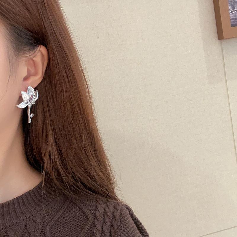 Ювелирные серьги, трехмерные серьги в виде цветка лилии класса люкс с цветной микро-инкрустацией