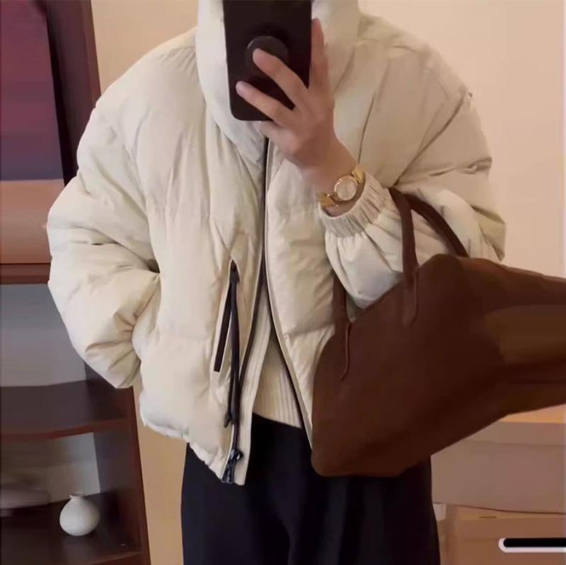 Повседневная короткая куртка-пуховик женская зимняя утолщенная свободная модель воротник-стойка маленькая куртка-хлеб теплая куртка