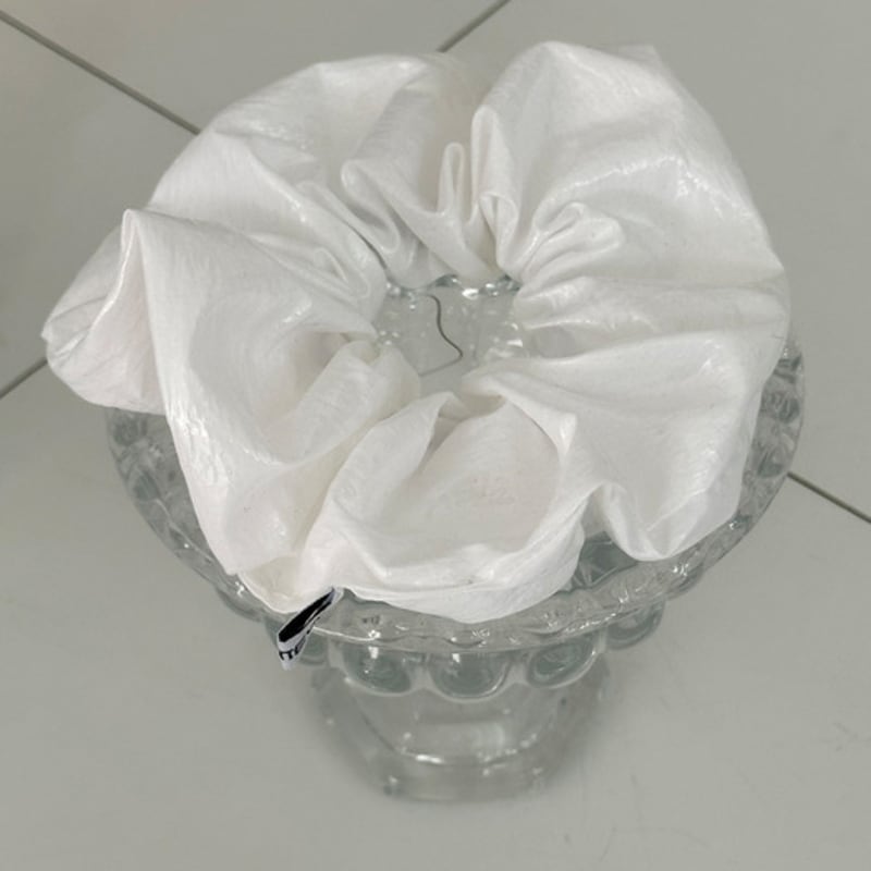 Quartevv Кожаная резинка для волос - 4 цвета