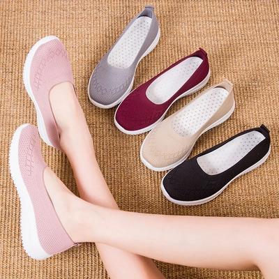 2025 Old Beijing Cloth Shoes Женские туфли на плоской подошве из ткани Fly Fabric Shoes Женские весенне-осенние туфли с одной педалью для мам среднего возраста