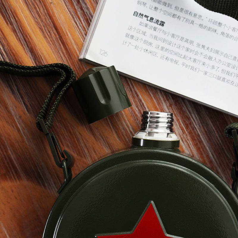 560ml/800ml 304Stainless Steel Hip Flask Wine Flagon Water Bottle Camping Bicycle Kettle with Straps