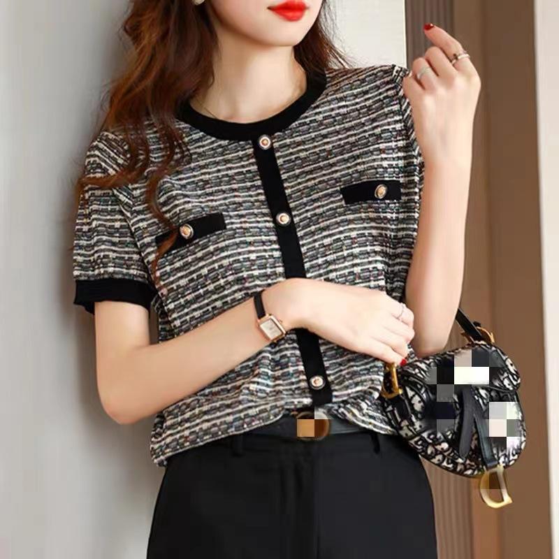 Трикотажная блузка Ice Silk, небольшой аромат, футболка с короткими рукавами, женская летняя тонкая круглая горловина, модный темперамент, свободная полосатая рубашка