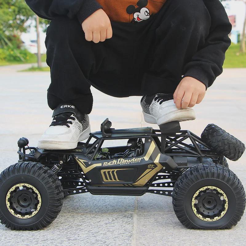 1:8 Scale 50cm Alloy Climbing RC Car - 4WD Off-Road Monster Truck Toy