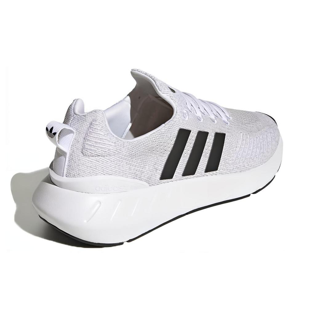 adidas Кроссовки унисекс Swift Run 22 White Grey Cloud-White Core-Black Grey-One GY3047