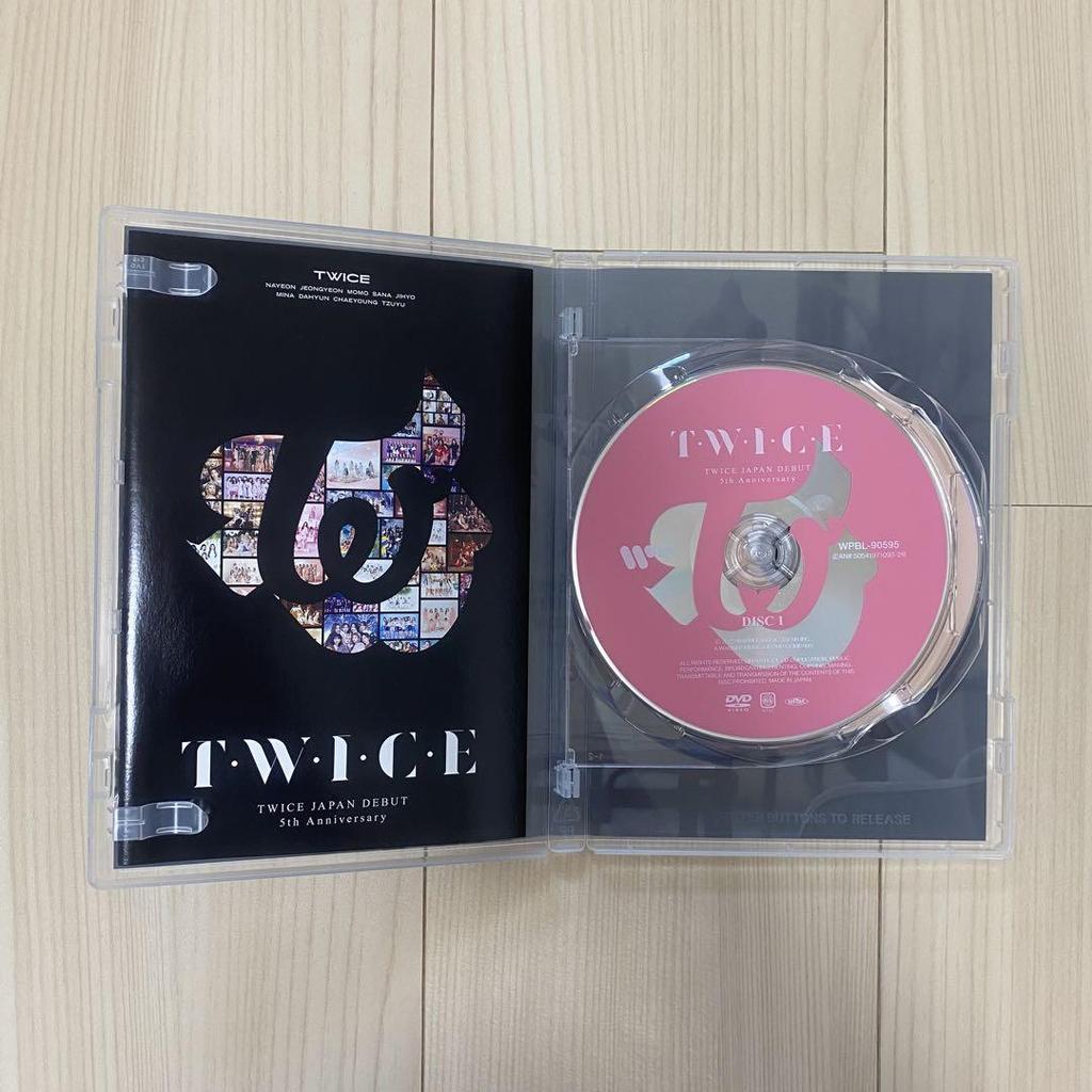 [USED] TWICE JAPAN DEBUT 5th Anniversary DVD