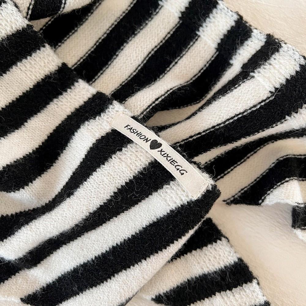 Striped Knitted Triangle Scarf Wool Cross Neckerchief Fashion False Collar Women
