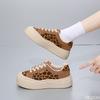2025 Spring New Breathable Leopard Pattern Low Cut Casual Thick Soled Board Shoes with Soft Sponge Cake Shoes Zapatos De Mujer