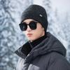 Утепленная и теплая Осенью и Зимой Вязаная Шапка Бини Повседневная Большой Окружности Головы Шапка с Отворотом Уличная Защита от Холода Универсальная Холодная Шапка Тренд