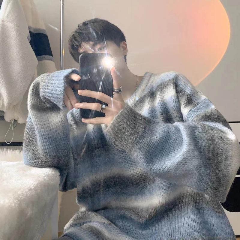 Winter New Men's Wool Sweater Long-sleeved Lazy Wind Loose Sweater Men's Gradual Change Striped Crew Neck Knitted Sweater