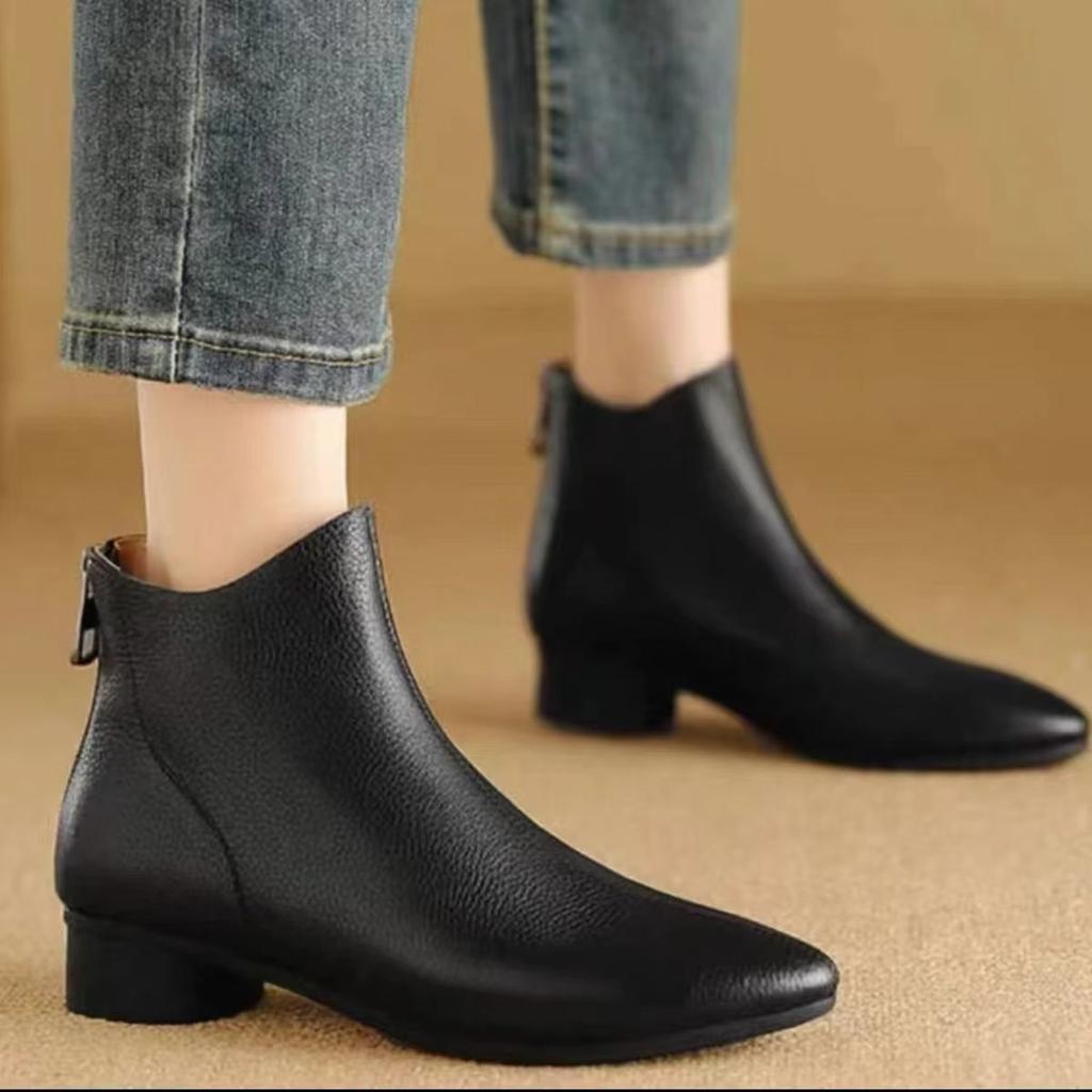 Elegant with Low Heels Fleece-Lined Ankle Boots for Women Autumn Winter Pointed Toe Leather Woman Short Shoes Trend 2025 Booties