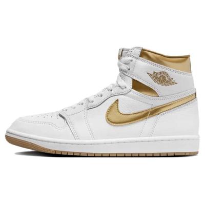 1. Ретро-кроссовки Jordan FD2596-107 из металлизированного золота с высокой посадкой.